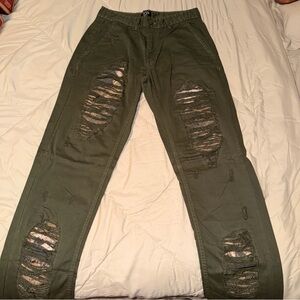 Boohoo Olive Distressed Men Jeans